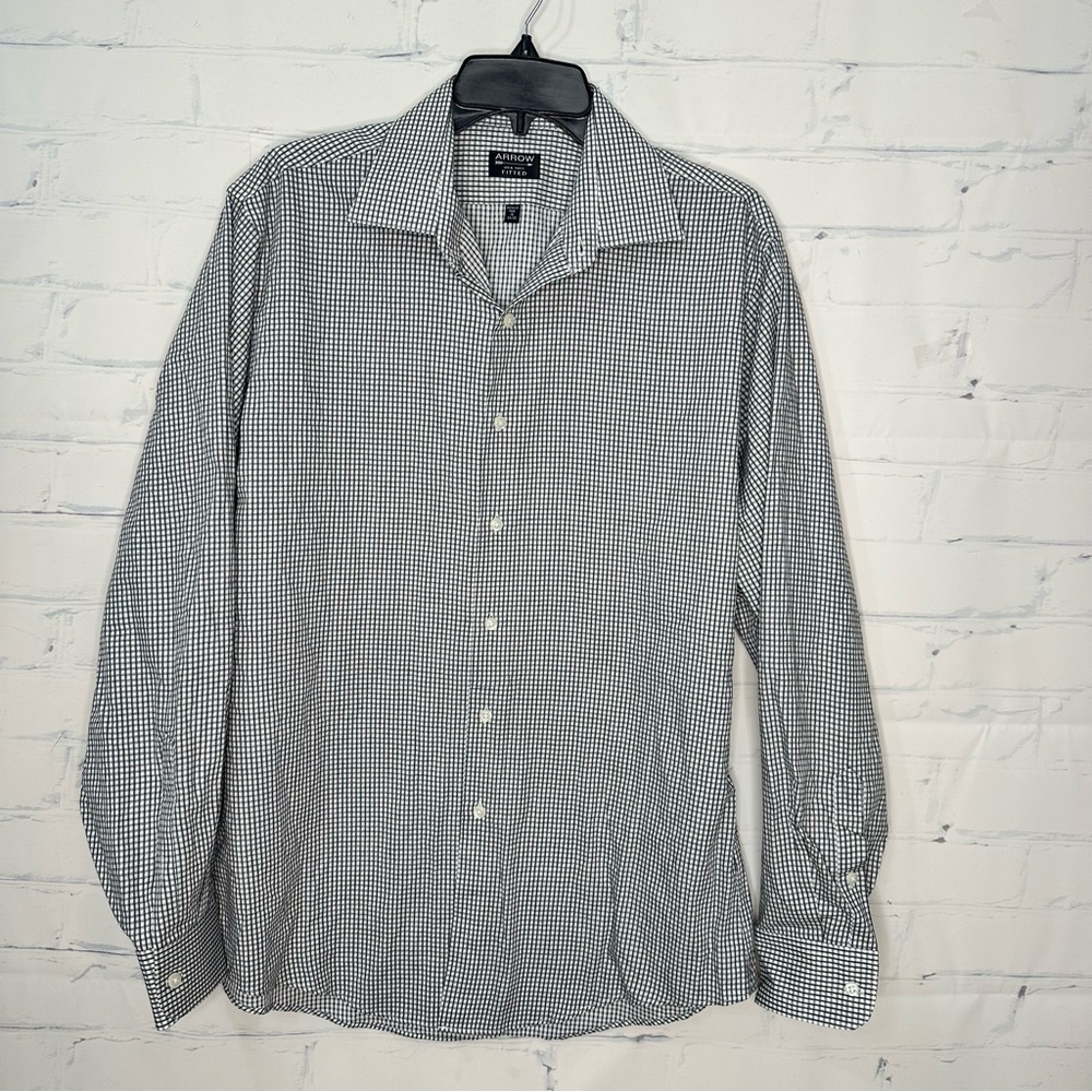 Arrow Fitted Wrinkle Free Size 16/34/35 men’s shirt